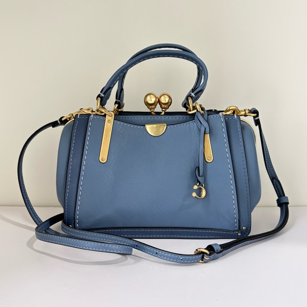 COACH Kisslock Dreamer 21 Bag Blue